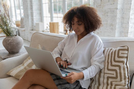 Illuminate Your Life: Beyond the Click – Choosing the Best Smart Home Lighting Systems